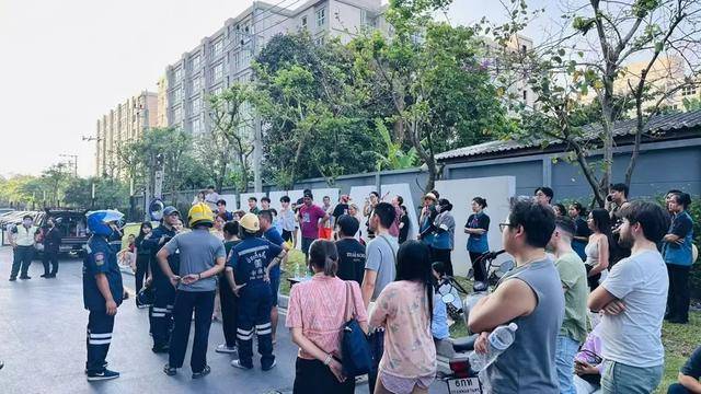 皇冠信用網代理如何注册
_“相当于约一千颗原子弹”皇冠信用網代理如何注册
！强震后的缅甸曼德勒40℃高温