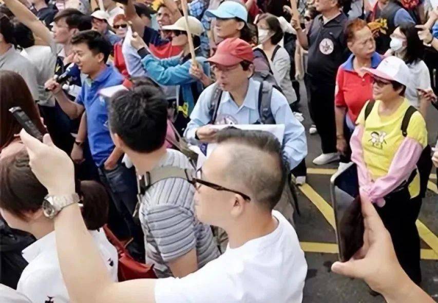 介绍个信用网网址
_两岸统一后介绍个信用网网址
，清算“台独分子”名单中，最顽固的是谁？大陆已做好打算