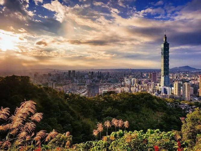 皇冠信用网
_特朗普满嘴跑火车皇冠信用网
，电话刚挂就打“台湾牌”，国防部打开天窗说亮话