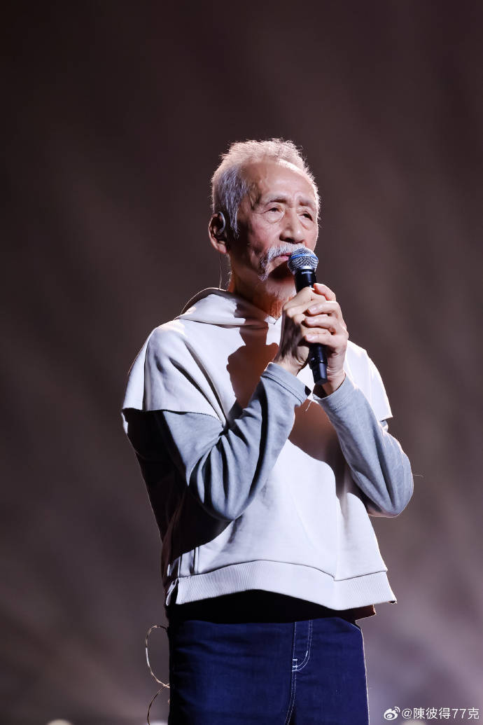 蒙特瑞足球
_著名音乐人陈彼得去世蒙特瑞足球
，享年82岁