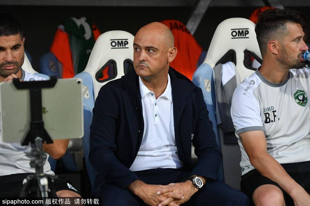 韩国K乙组联赛
_江夏赢得汉超首胜:近5万观众见证足球热潮韩国K乙组联赛
,足球小白也能成为忠实球迷!