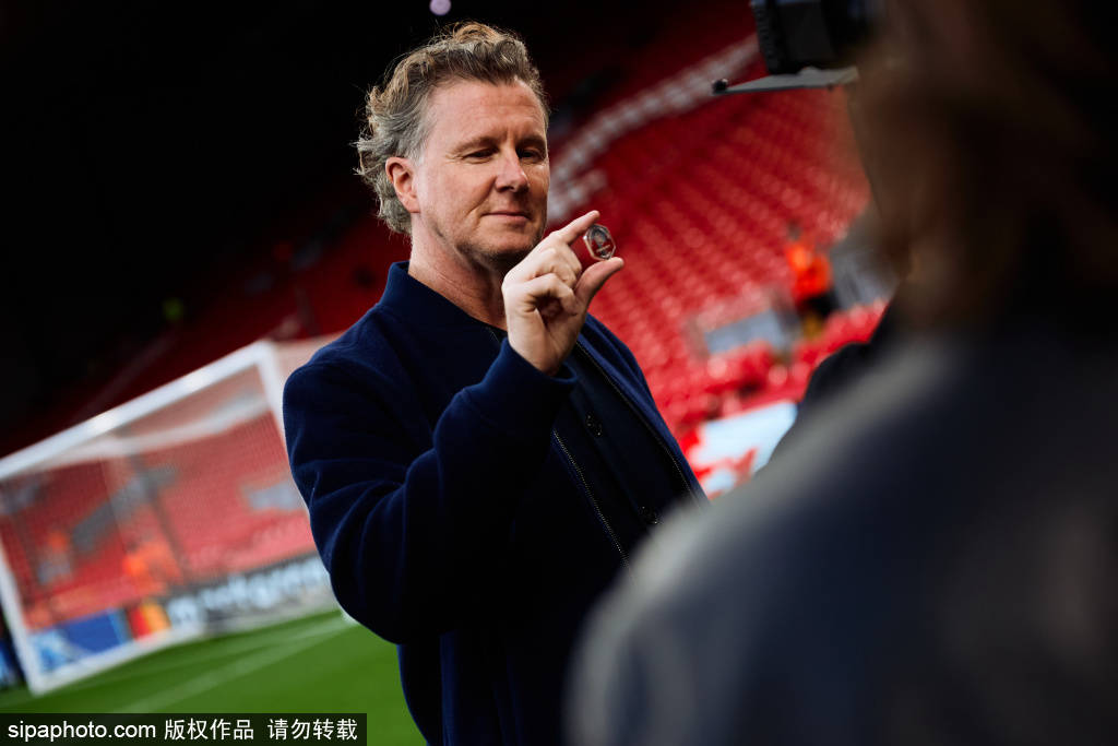 如何代理皇冠信用网_利物浦三连败：斯洛特与范戴克的不同看法