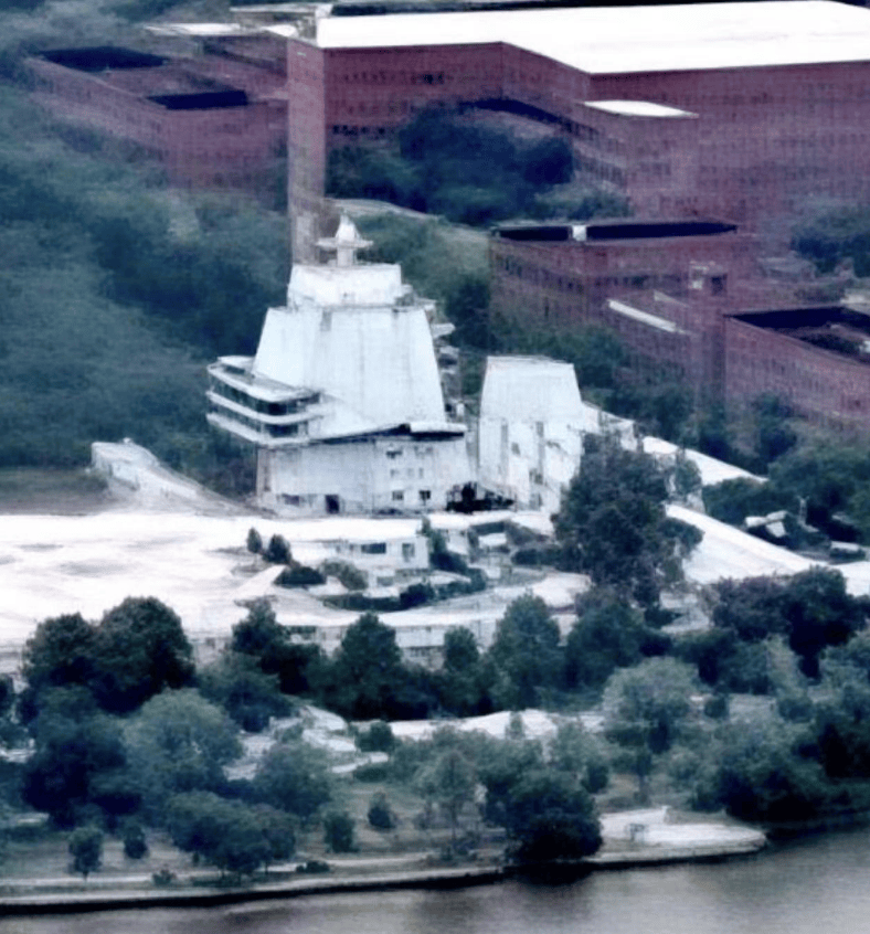 皇冠信用网登3代理_谜一样的舰岛！中国12万吨核航母外形曝光皇冠信用网登3代理，比美国福特号更先进？