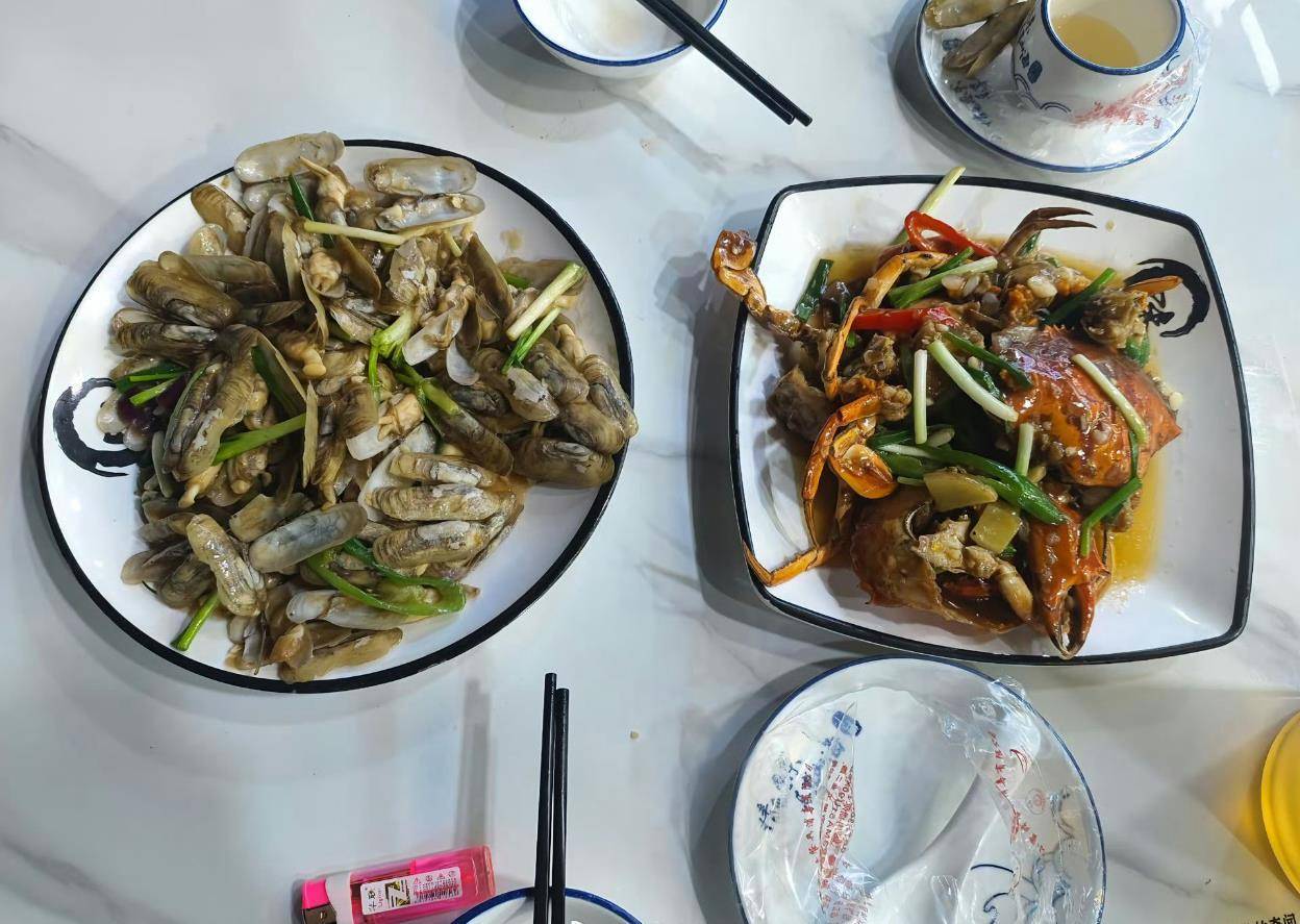 皇冠信用盘开户_惠州一餐厅两个菜收661元皇冠信用盘开户，顾客投诉后称已获退款400元，官方回应