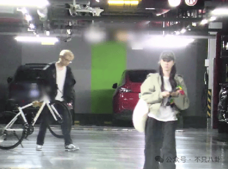 hga035会员注册_他俩没分手但被拍到吵架了hga035会员注册，吵得很凶......