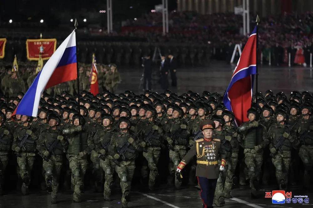 皇冠信用网登
_俄乌战争这么一打皇冠信用网登
，试出了朝鲜军队的常规战争潜力，再也藏不住了