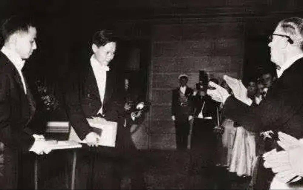 皇冠信用网口出租_“大先生”千古皇冠信用网口出租，杨振宁的一生