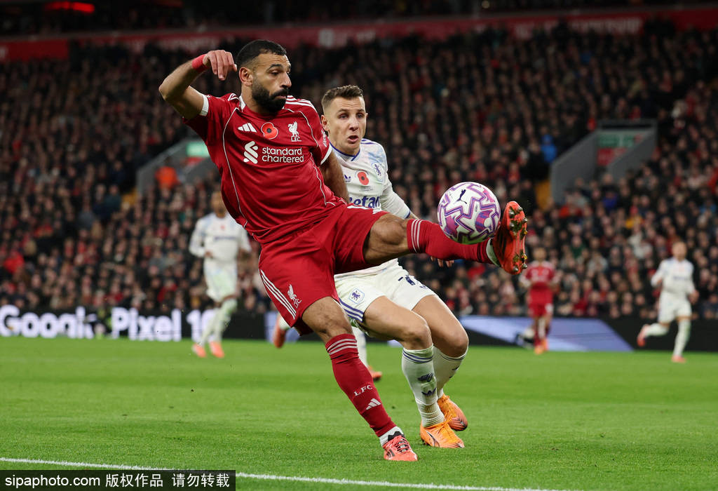 世界杯足球外盘怎么买_英超-萨拉赫破门赫拉芬贝赫建功 利物浦2-0维拉止四连败