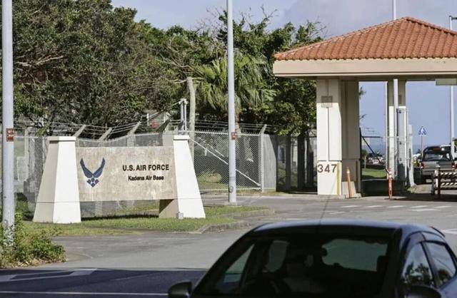 世界杯足球平台推荐_驻冲绳美军刑案创纪录！美宪兵队在冲绳街头首次单独巡逻世界杯足球平台推荐，为防止再次发生美军士兵性侵案，敦促美军返回住处