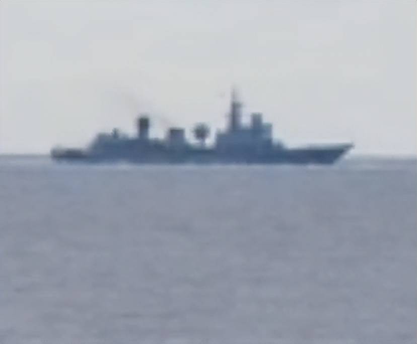 皇冠信用网怎么注册
_美军再度遭遇耻辱时刻：中国海军6艘战舰包围皇冠信用网怎么注册
，815舰插入南海演习