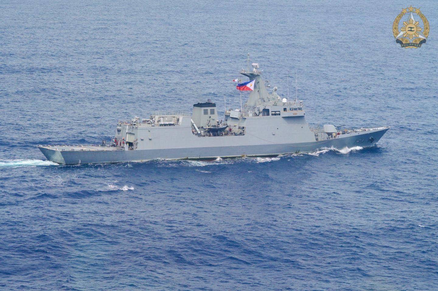 皇冠信用网怎么注册
_美军再度遭遇耻辱时刻：中国海军6艘战舰包围皇冠信用网怎么注册
，815舰插入南海演习