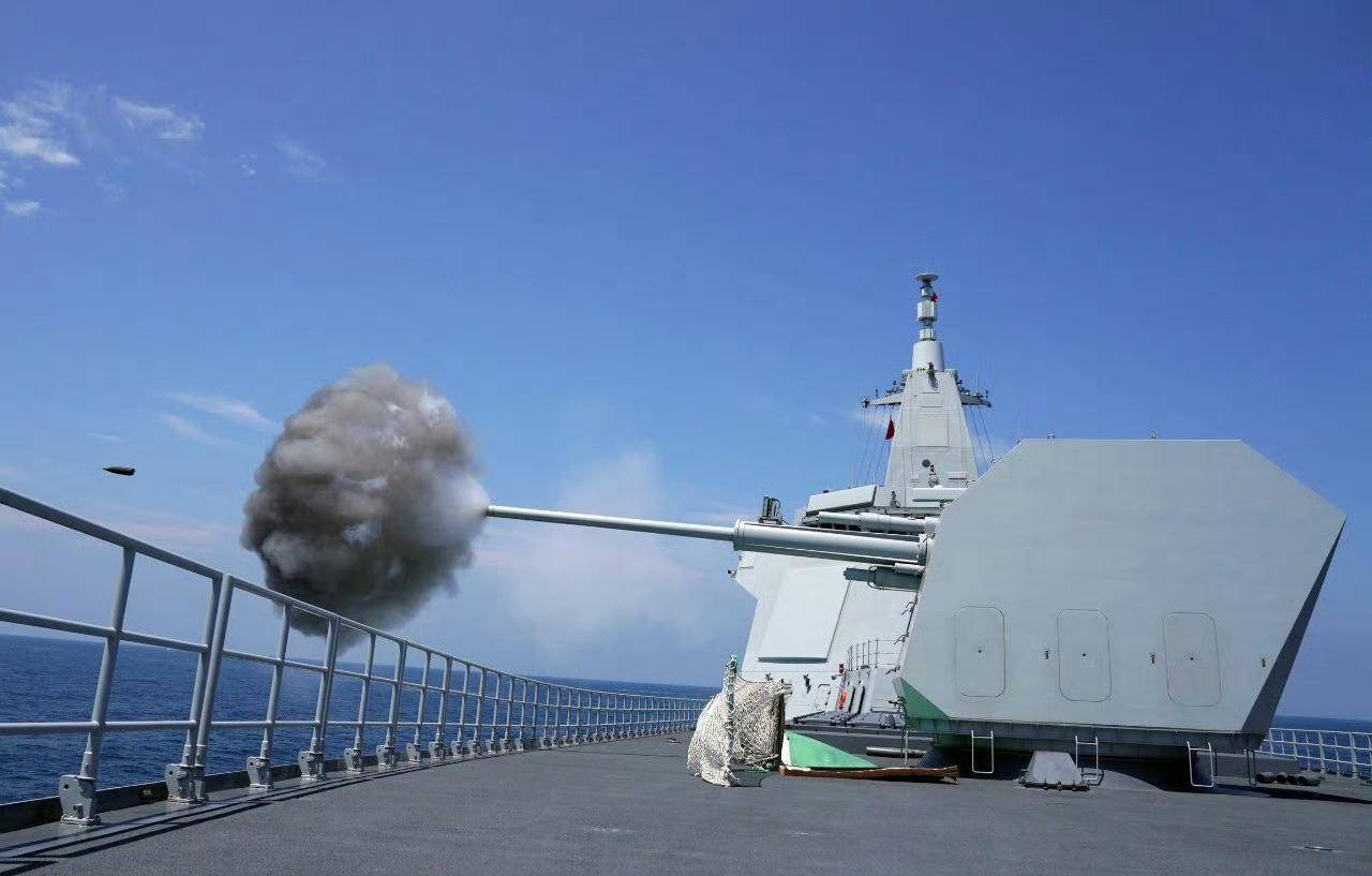 皇冠信用网怎么注册
_美军再度遭遇耻辱时刻：中国海军6艘战舰包围皇冠信用网怎么注册
，815舰插入南海演习