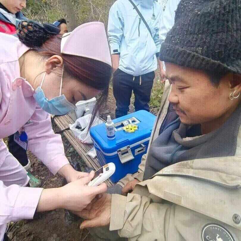 皇冠信用盘账号注册
_张家界七星山荒野求生5名选手血钾超标 目前15人没人退赛