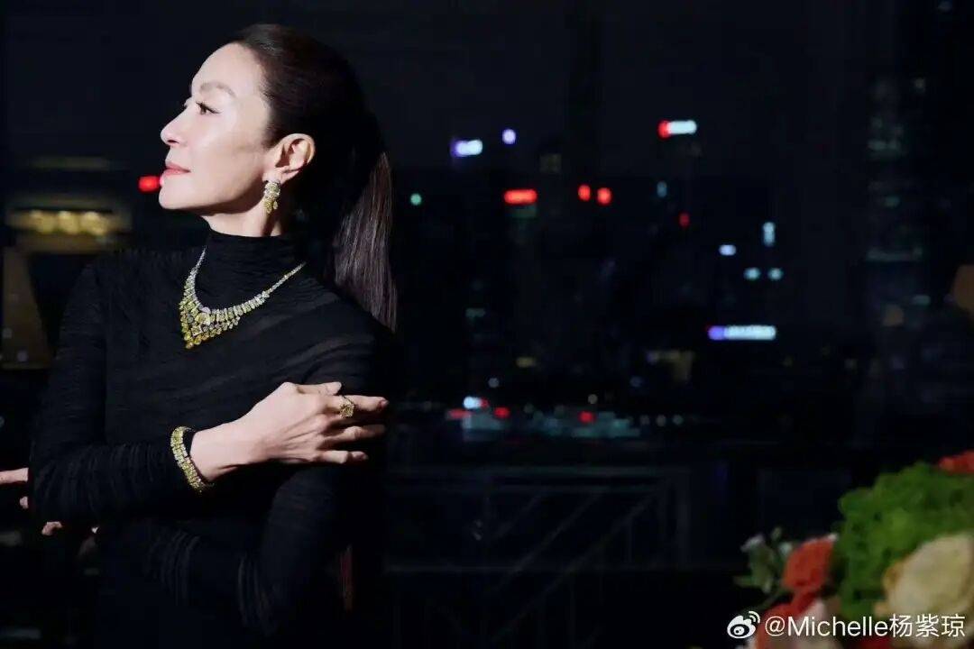 皇冠信用网代理注册
_演员杨紫琼获柏林电影节终身成就奖；代表作《卧虎藏龙》《瞬息全宇宙》