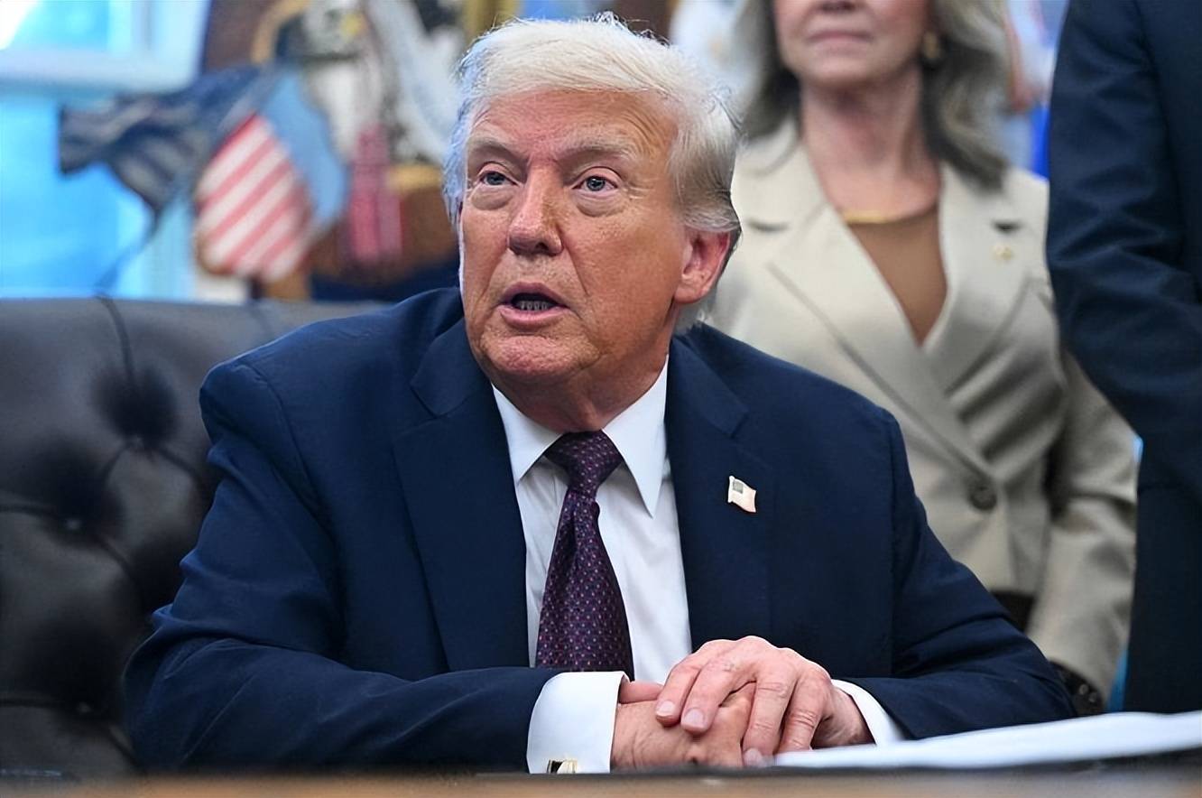 皇冠信用盘代理
_美国拦不住了！登上访华专机前皇冠信用盘代理
，当着全世界的面，马克龙做了一个大胆决定，日本加拿大急得跳脚？