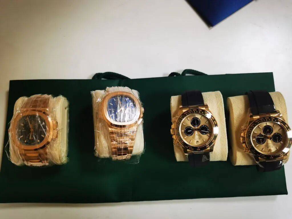 皇冠信用網是什么意思_轻信“军官男友”皇冠信用網是什么意思，女子先后寄出460万元的名表