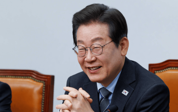 NBA比赛_高市早苗正式道歉！韩国发出强硬驳斥NBA比赛，丑闻还没解决又有燃眉之急，得罪中俄后又激怒韩国？