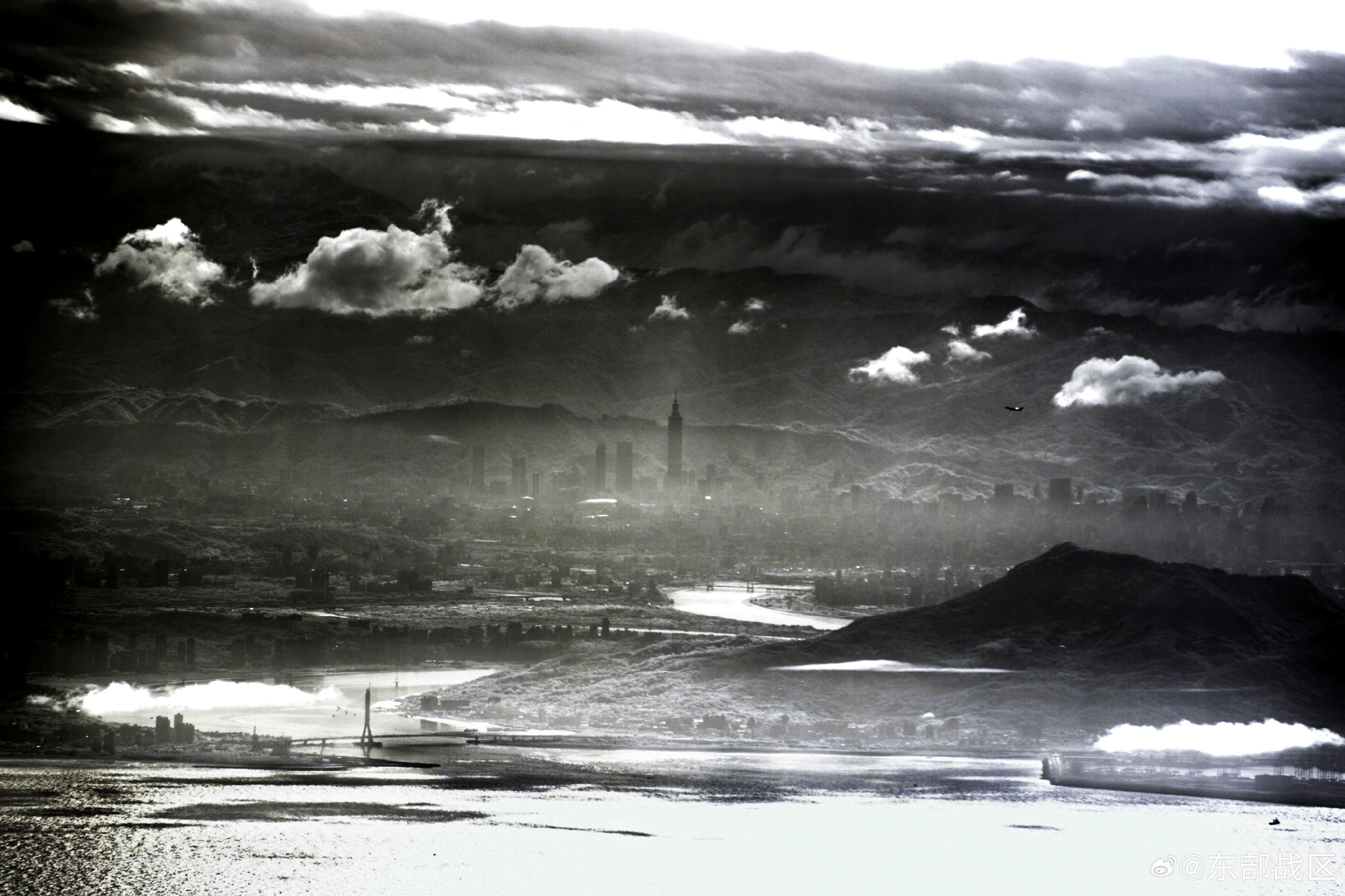 雅库布斯托尔法vs卢卡斯托纳尔_凌晨3点屏东以南发生激烈对峙雅库布斯托尔法vs卢卡斯托纳尔，052D不顾阻扰，强行压向台护卫舰！