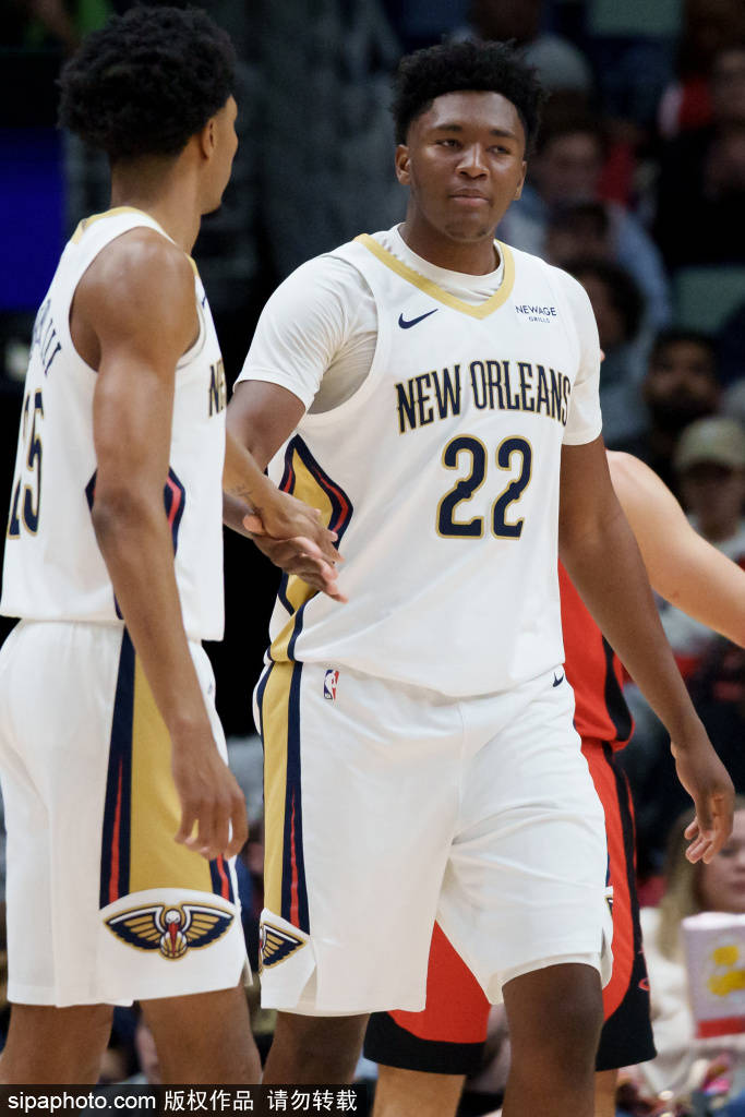 英雄联盟：LA LIGUE FRANCAISE(5场3胜）_火箭队交易截止日前会有动作吗英雄联盟：LA LIGUE FRANCAISE(5场3胜）？从阵容现状看未来可能性