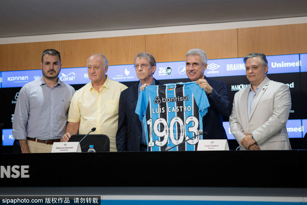 皇家马德里vs马略卡_徐江评路易斯：拿不到续约合同就泼脏水皇家马德里vs马略卡，挺下作的，这波我站申花