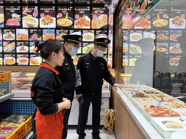 法尔肯贝里vs桑德维肯斯_闵行夜查法尔肯贝里vs桑德维肯斯！上海禁令下仍有商家自制售卖生腌