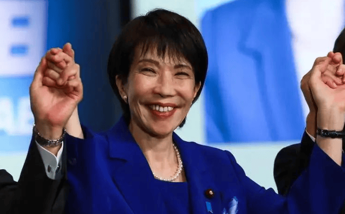 皇冠信用网哪里申请_沉默48小时后皇冠信用网哪里申请，日本政要齐改口，关键证据曝光，高市早苗已经圆不上