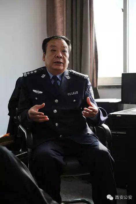正版皇冠信用网_西安“12.1枪杀案”侦破刑警刘刚退休 曾因参演同题材电视剧受影迷追捧