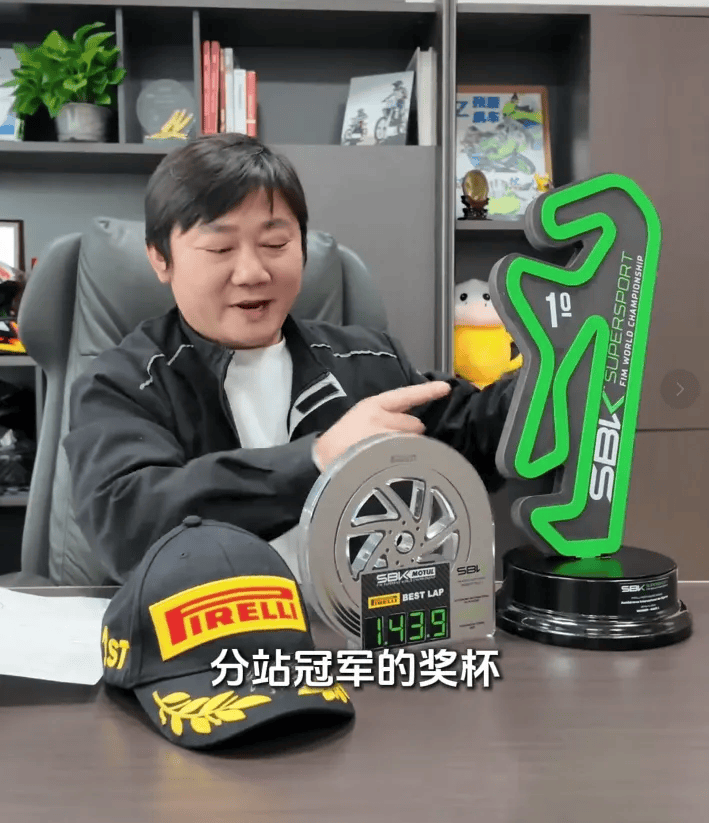 皇冠信用网在哪里开通_李亚鹏最新澄清:陈光标是真金白银捐了1000万元皇冠信用网在哪里开通,已经到账,非常感恩感谢